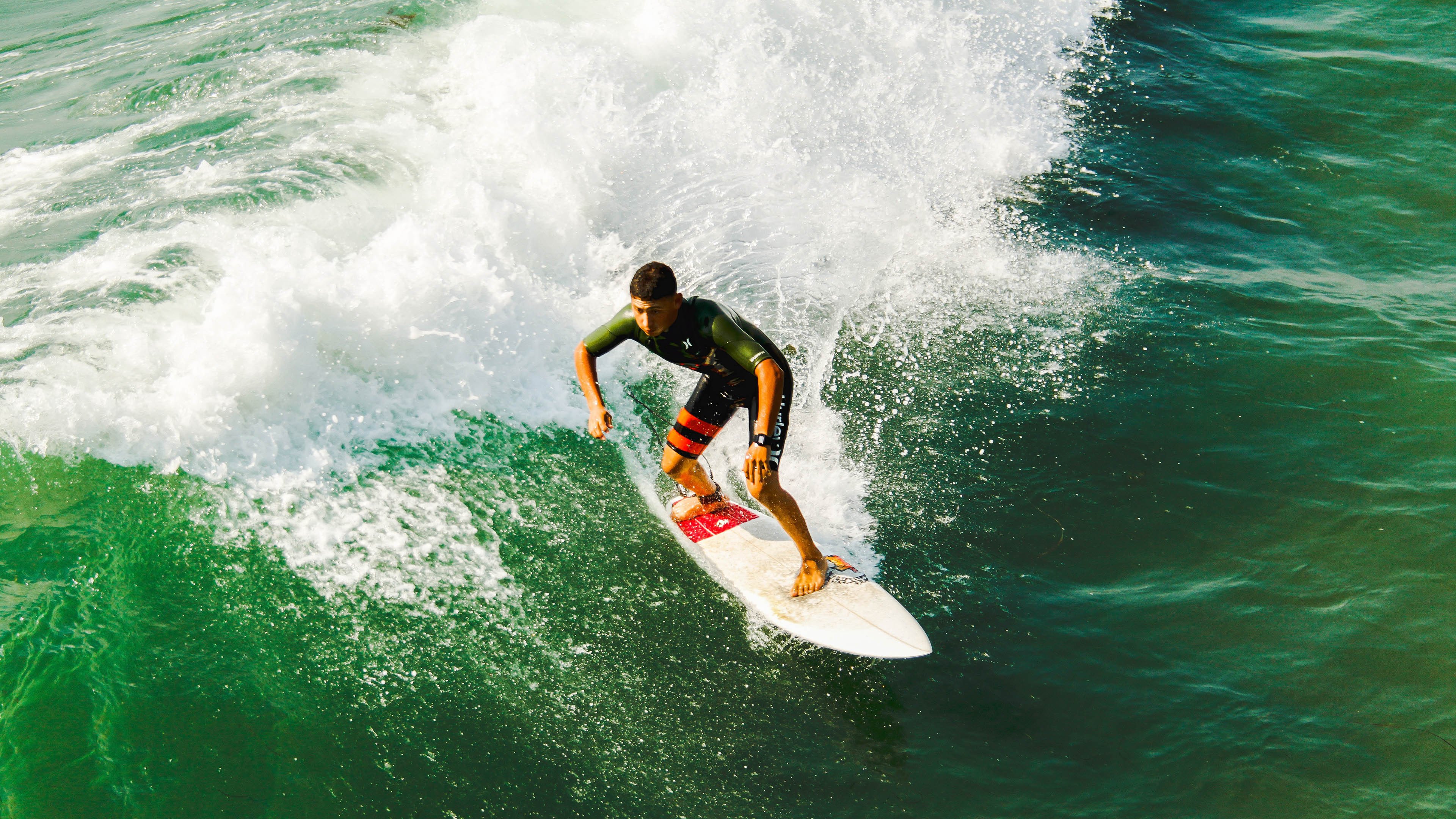 聚光灯下的巨人，当里昂的夜晚见证凯恩，舞台越大他越强