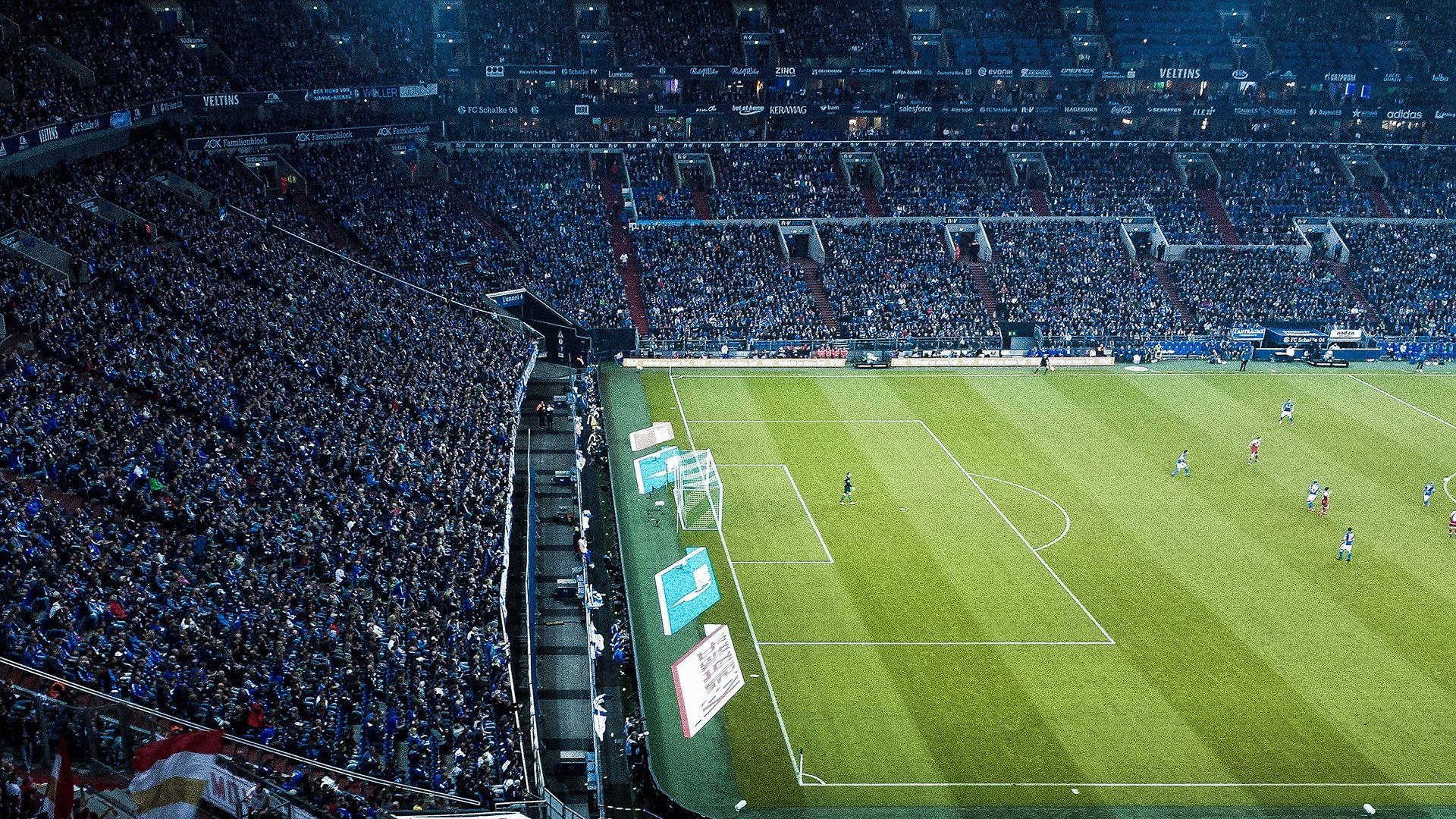 封神之夜！本泽马欧冠半决赛连轰关键球，一战铸就传奇，皇马血脉觉醒